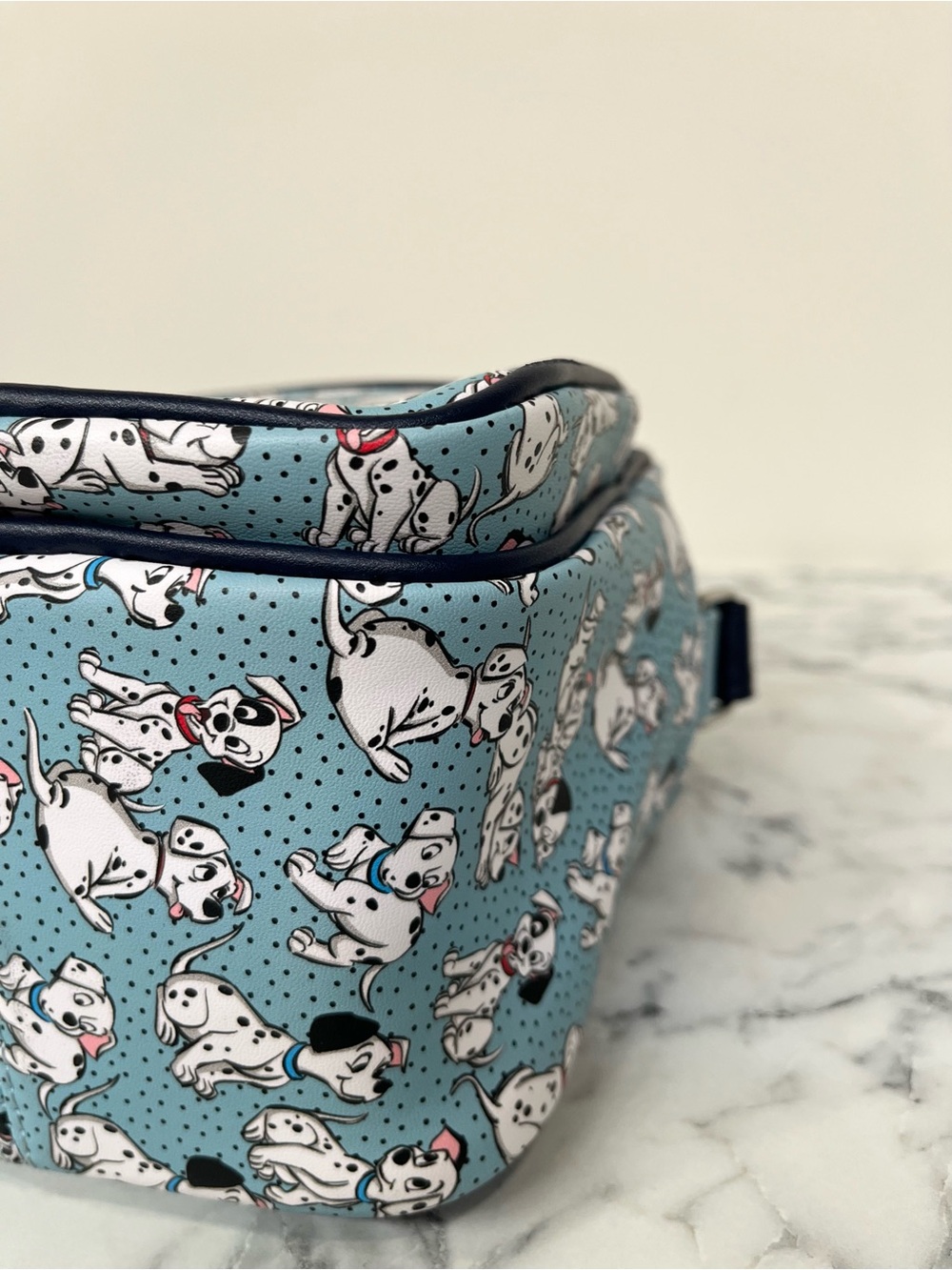 Loungefly Disney 101 Dalmatians Light Blue Crossbody Bag - Picture 10 of 13